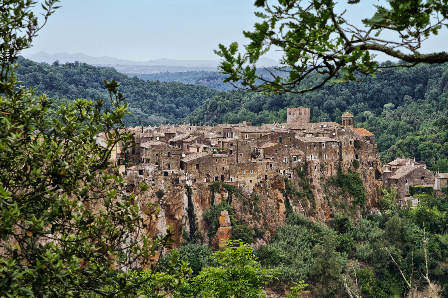 Calcata Rome Countryside Caprarola and Calcata roman limo, shore excursions